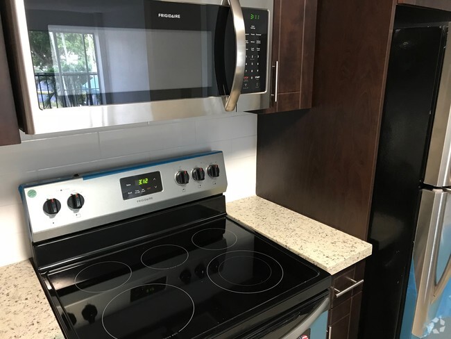 Building Photo - 14250 SW 62nd St Unit 212 Rental