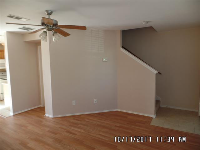 Photo - 7109 Planters Row Dr