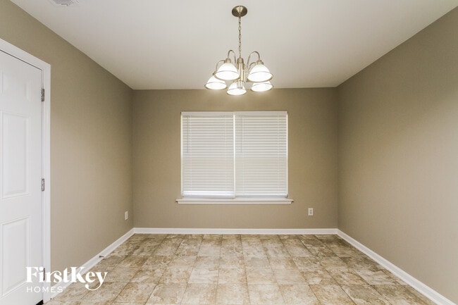 Photo - 1918 Sugarbush Dr