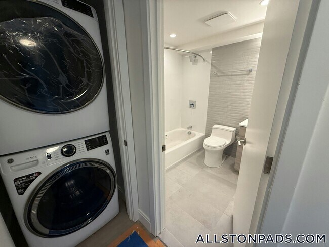Photo - 1079 Commonwealth Ave Unit 440