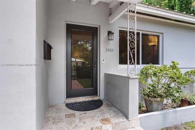 Photo - 2431 Overbrook St