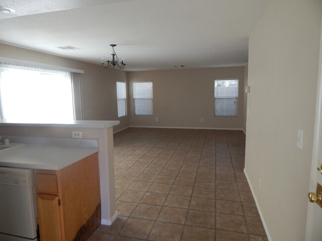 Photo - 1271 Orange Meadow St