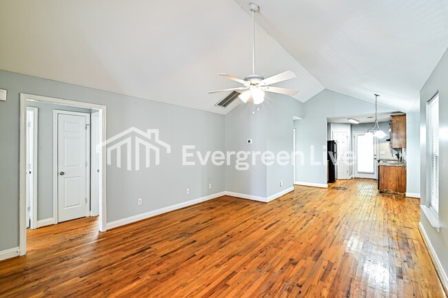 Photo - 133 St Andrews Pl Dr