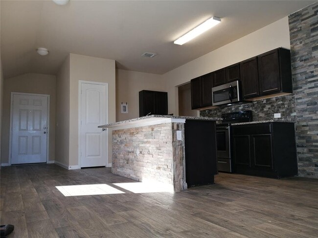 Photo - 14313 Almodine Rd