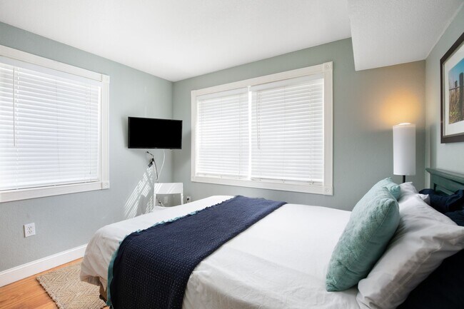 Photo - Beautifully Furnished 2-bedroom, 1-bathroo...