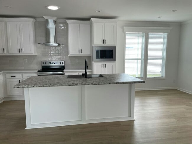 Photo - 748 Arbor Estates Way