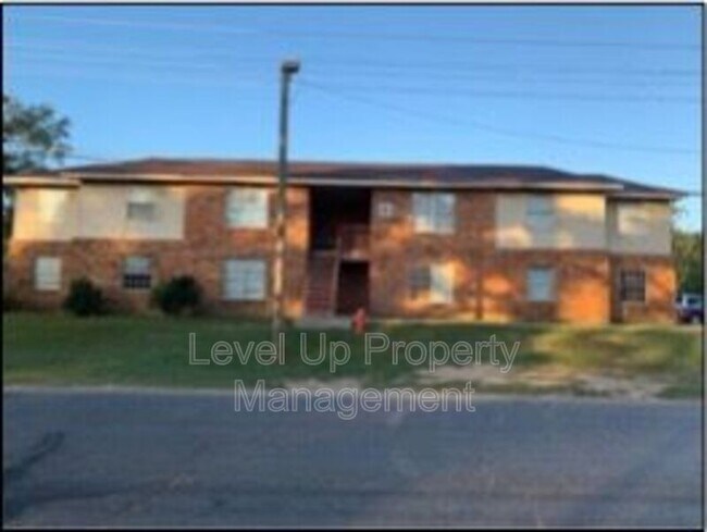 576 Lower Woodville Rd Unit B3