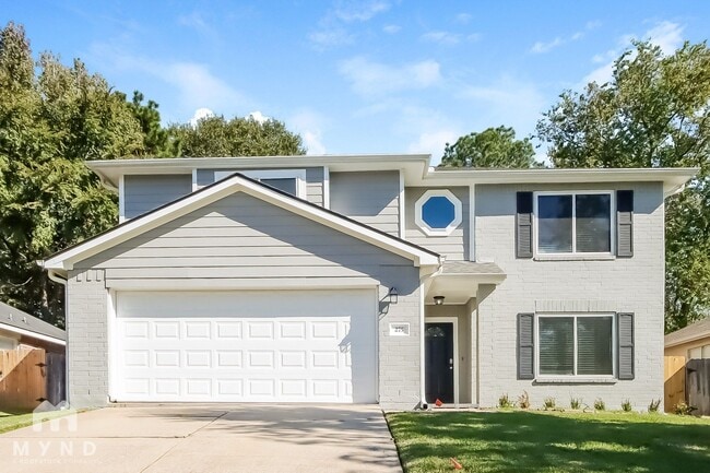 Building Photo - 275 Indian Falls S