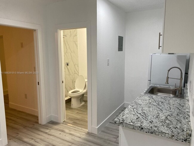 Photo - 3415 55th Dr E