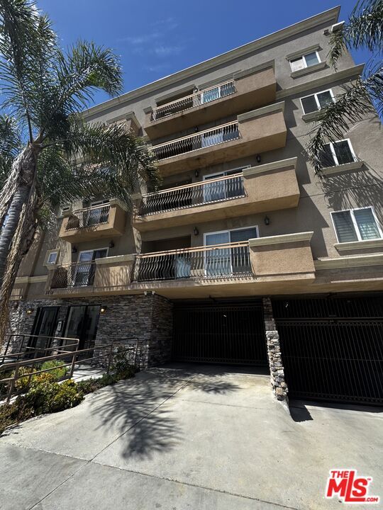 Photo - 3855 Ingraham St Unidad 301