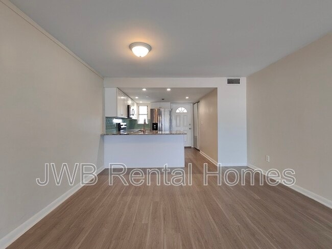 Photo - 1000 3rd St Unit 8C