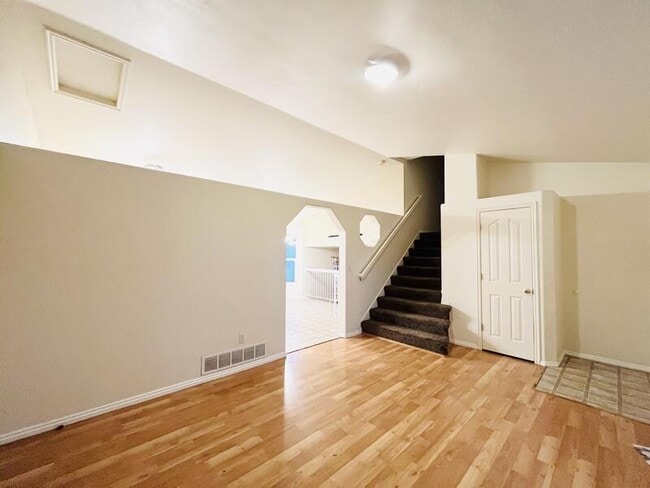 Building Photo - 377 Sego Lily Dr Rental