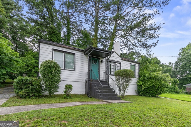 Photo - 1472 North Avenue NW