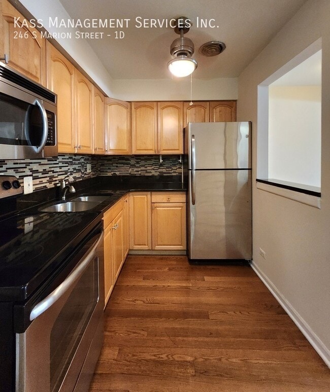 Photo - 246 S Marion St Unit 1D