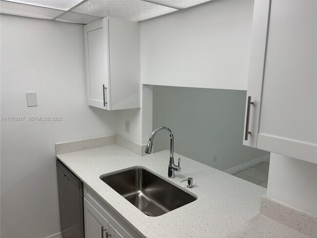 Photo - 10881 SW 6th St Unit 10