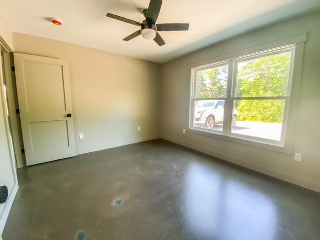 30 Lombard Dam Rd