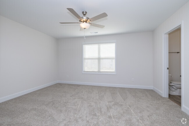 3BR, 2BA - 1,510SF - Primary Bedroom