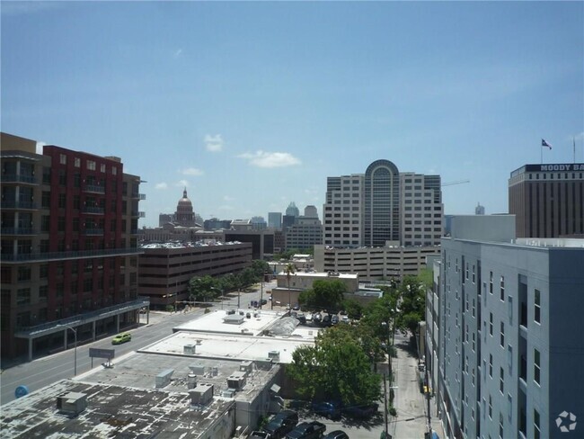 Building Photo - 1800 Lavaca St Unit A-806 Rental