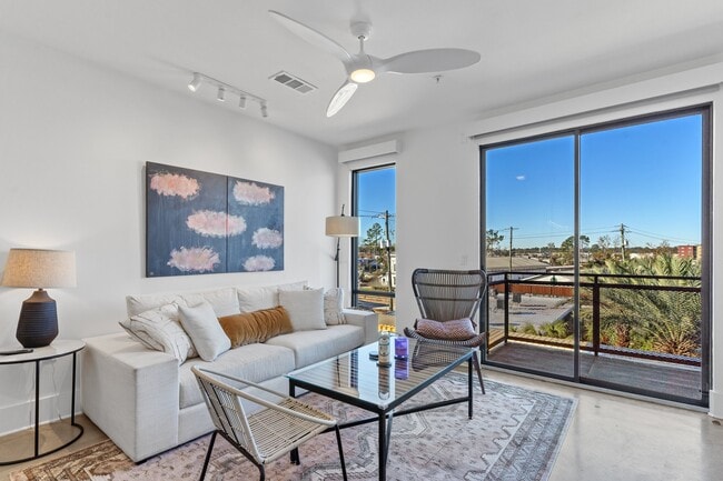 Photo - 510 All Saints St