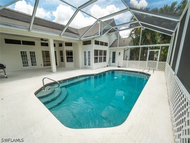 11394 Waterford Village Dr