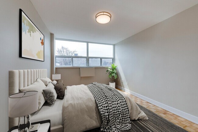 Photo - Robinson Place Apartments