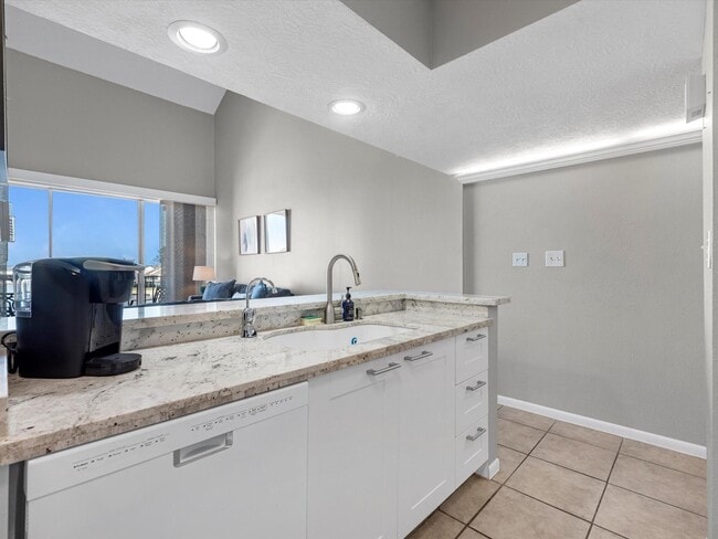 Photo - 12500 Melville Dr