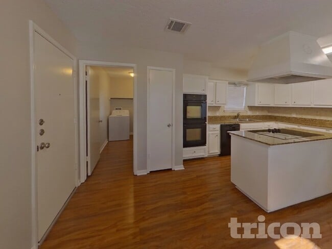 Photo - 3602 Hill Springs Dr