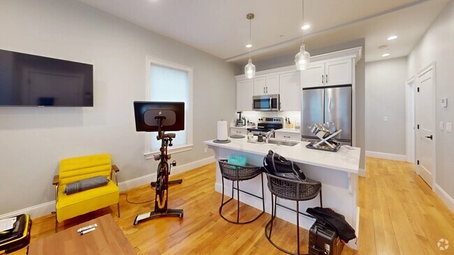 Building Photo - 3305 Washington St Unit 102 Rental