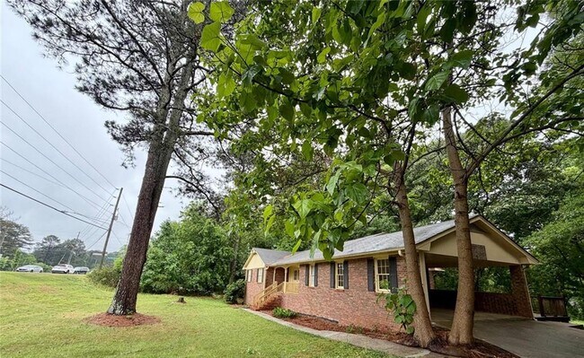 Photo - 665 Arnold Rd
