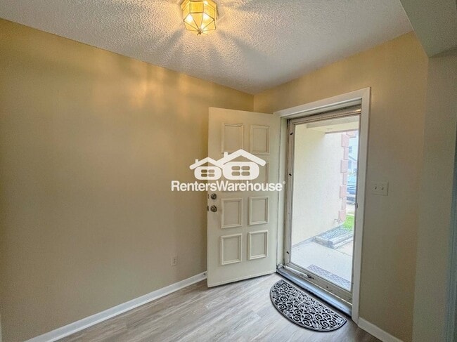 Photo - 1812 Delaney St