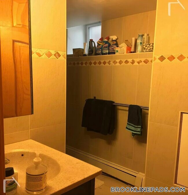 Photo - 94 Pleasant St Unit 1