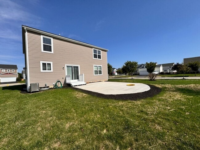 Photo - 4-Bedroom House for Rent