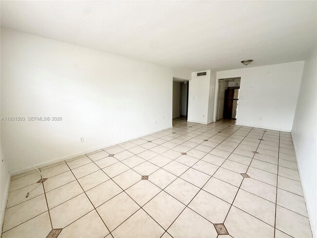 Photo - 1350 NE 119th St Unit 135003