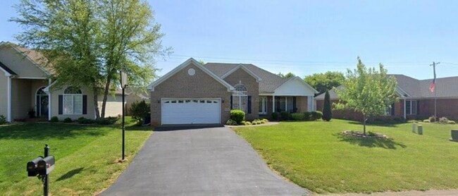 Building Photo - 639 Muirfield Cir