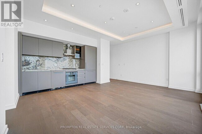1315 Bay St. Unit 3302