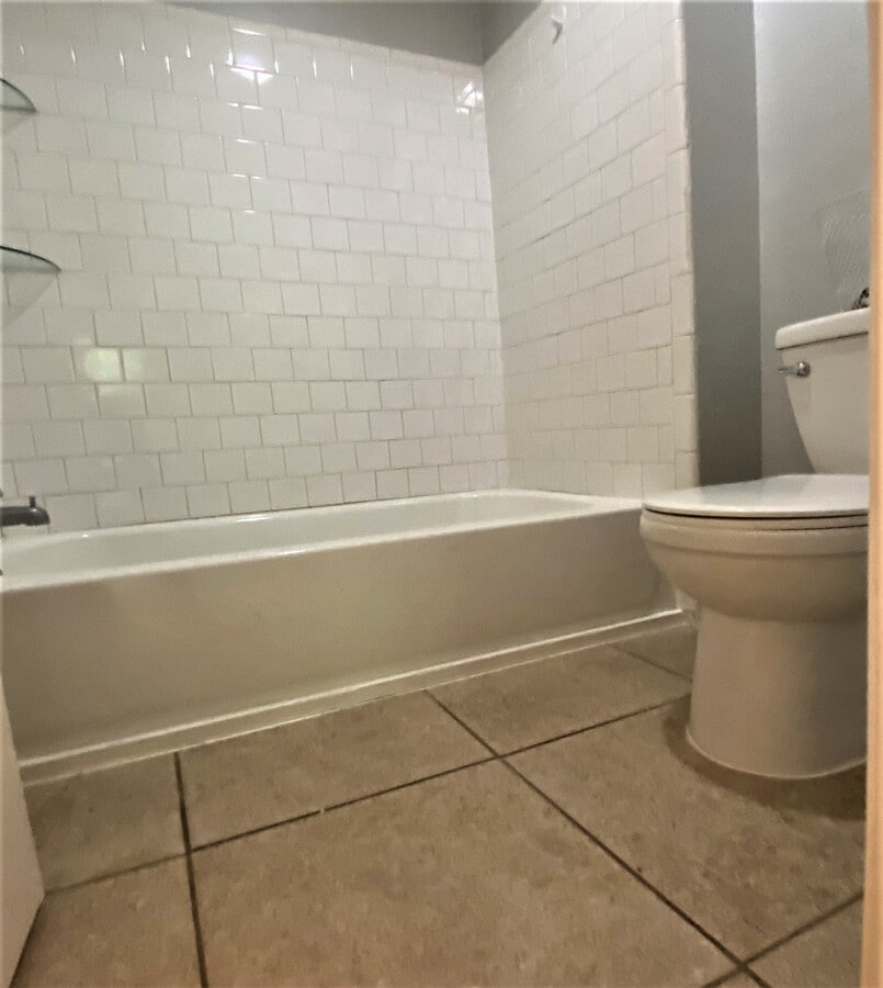 Photo - 7842 Winehill Ln