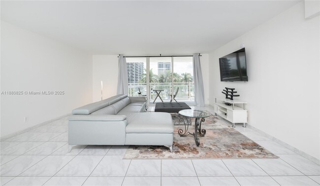 Photo - 2030 S Ocean Dr Unidad 227