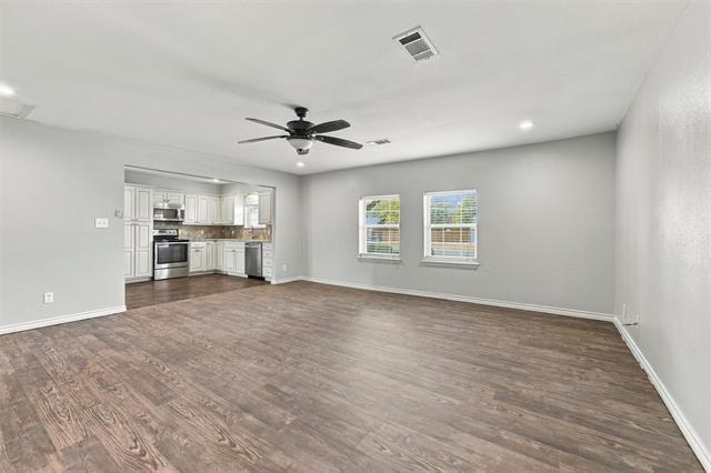 208 N Hickory