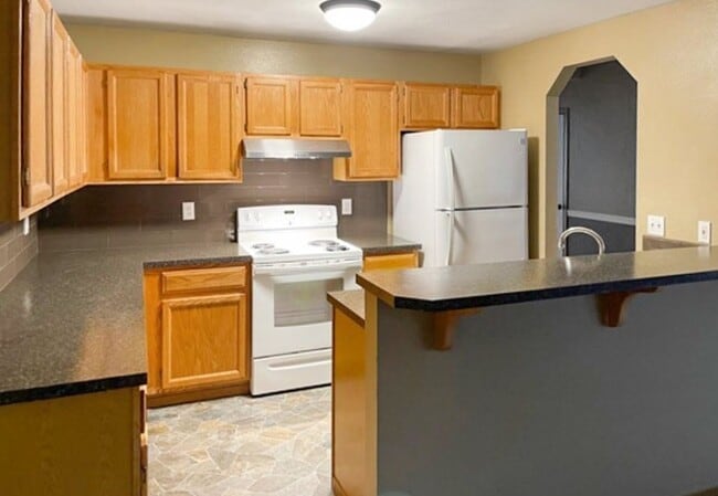 Photo - 2104 Yellowstone St