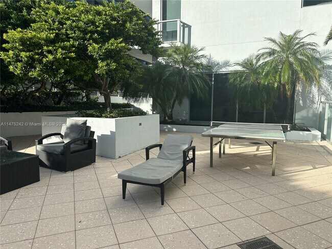 Photo - 1060 Brickell Ave Unit 2012