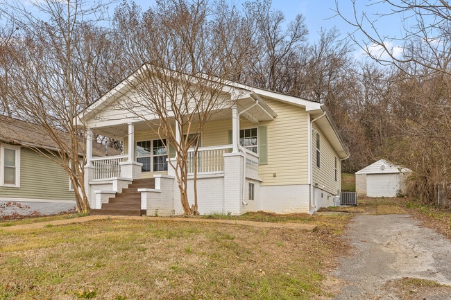 Photo - 419 W Bell Ave