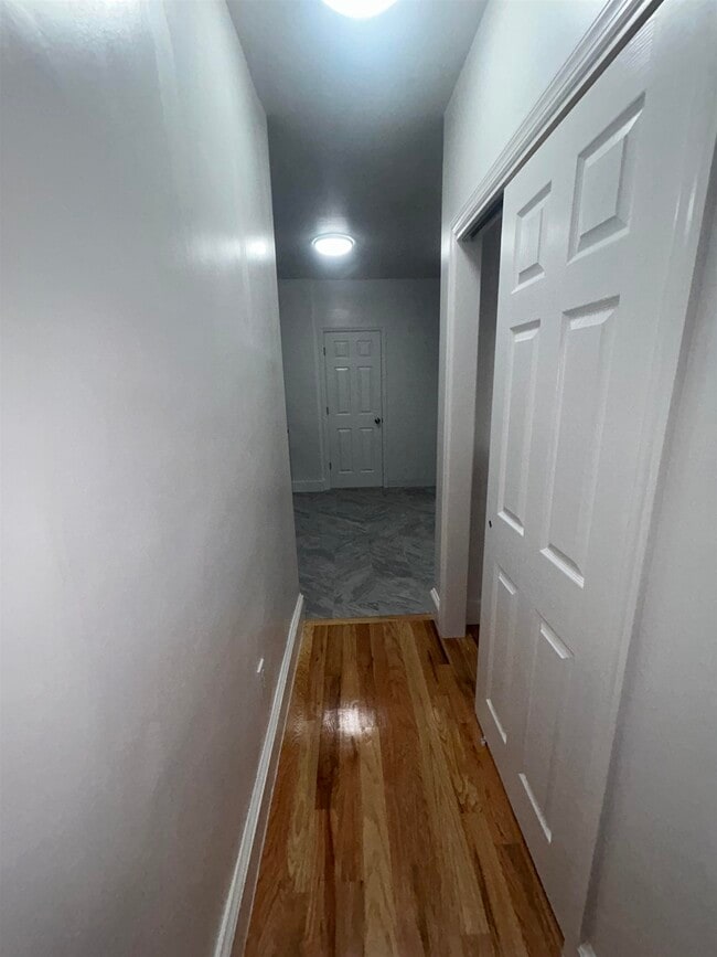 Photo - 5611 Hudson Ave Unit 1