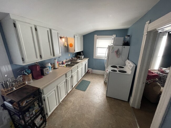 Photo - 715 N Mulberry St