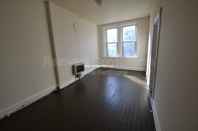 Photo - 1042 Marshall Ave Unit 2nd Floor