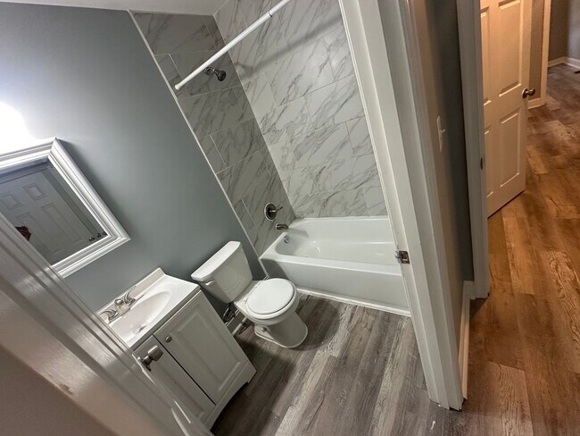 Photo - 2bdr 1 ba east Baltimore