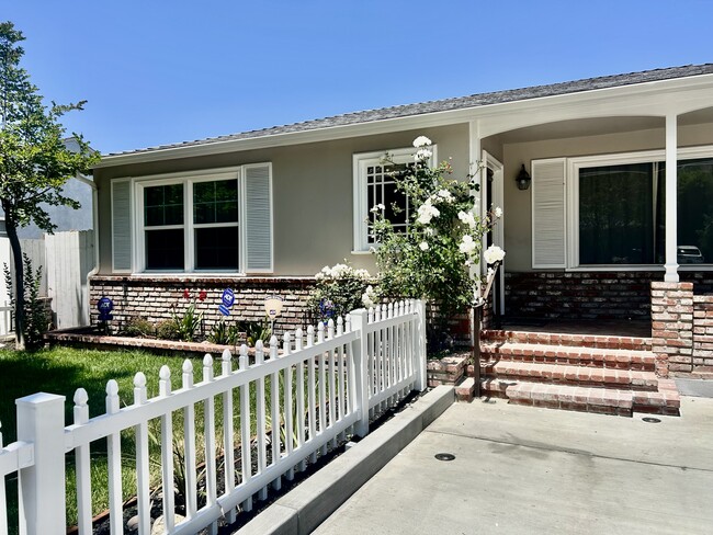 Photo - 14507 Greenleaf St Unidad Two s Rental
