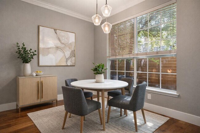 Photo - 2632 Century Park Blvd Unidad 62