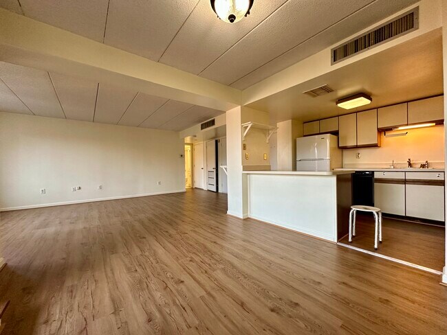 Photo - 85 Brainerd Rd Unit 303