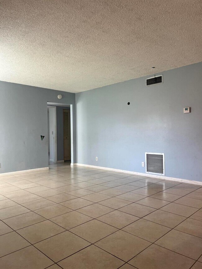 Photo - 519 Shady Pine Way Condo Unit A1