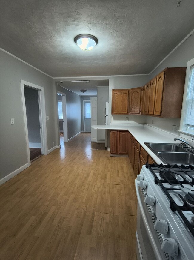 Photo - 419 S 24th St